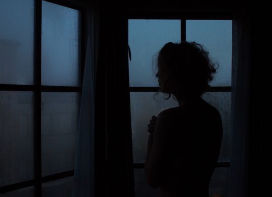 “Η ανορεξία της ύπαρξης” ένα ποίημα της Κατερίνας Αγγελάκη-Ρουκ